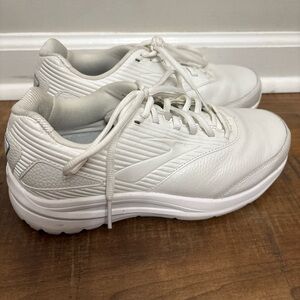 Brooks Addiction Walker 2 white Size 8 xtra wide women’s walking shoes